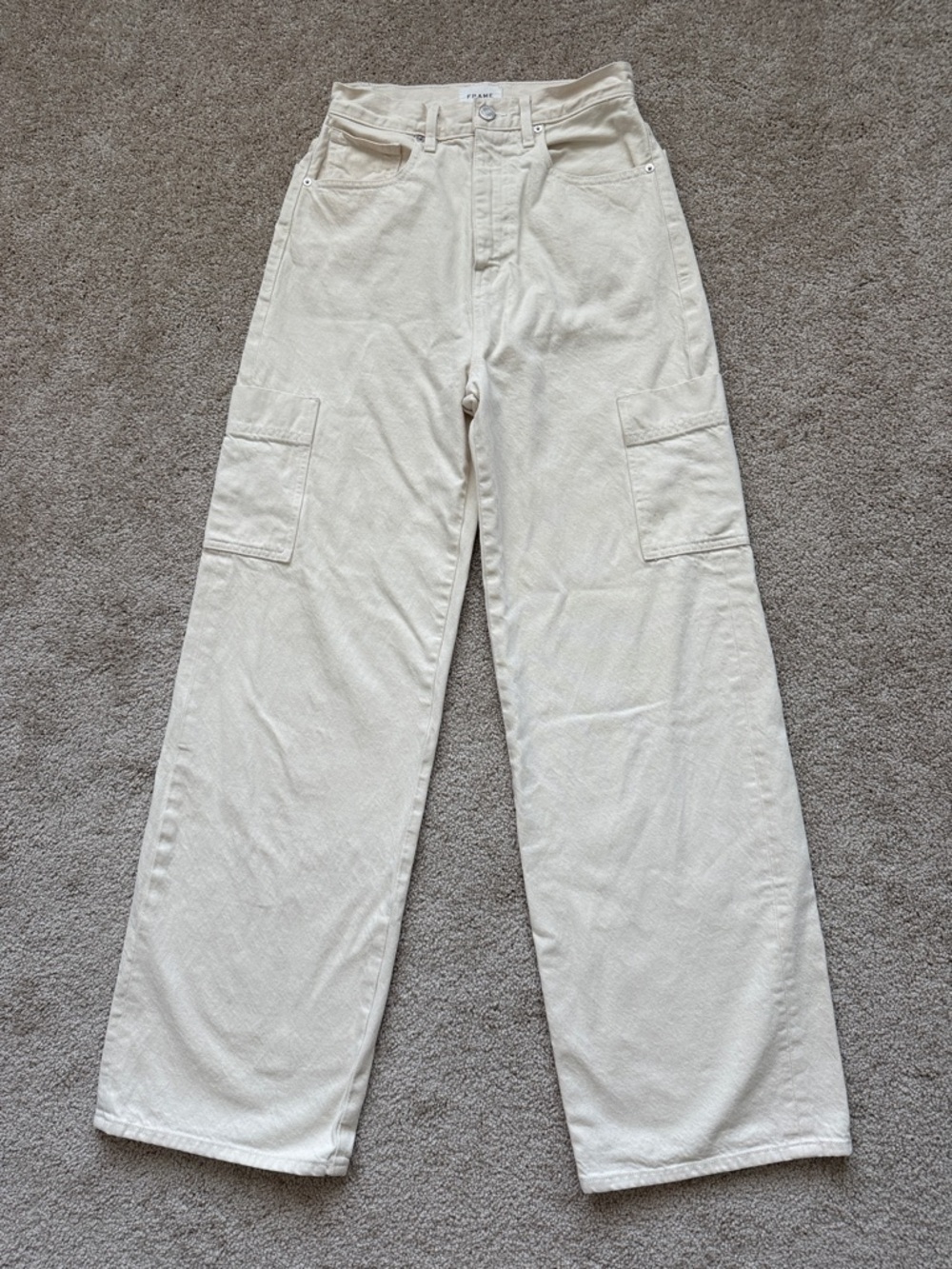 Frame High Rise Baggy Pocket Jean in Parchment Cream Carpenter Cargo Pants - Picture 2 of 13